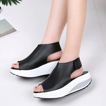 Femei Sandale 2019 Piele Platforma Sandale de Vara Pentru Femei Peep Toe Gladiator Sandal Femei Pantofi de Plaja Pene Doamnelor Sandale